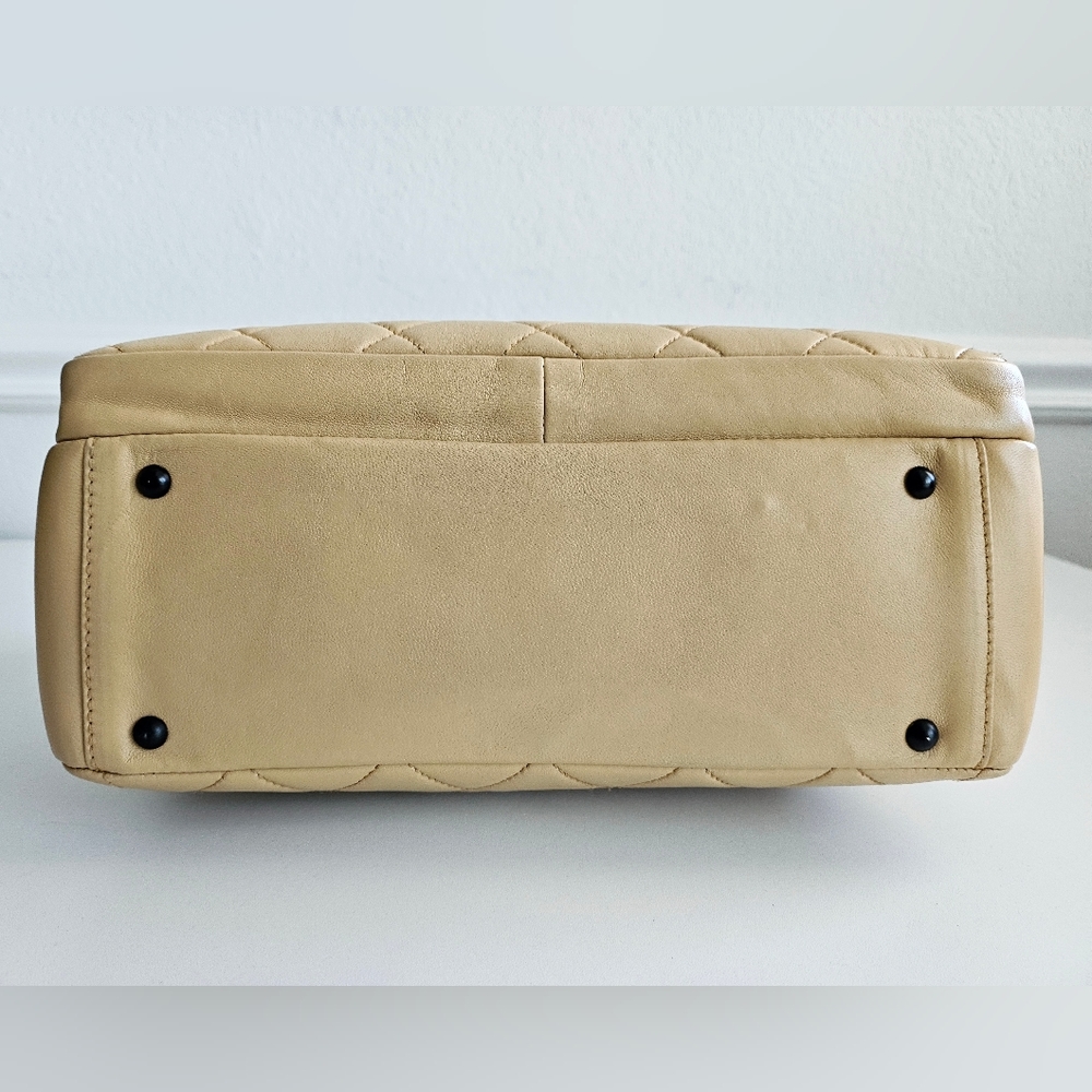 Chanel Beige Quilted Flap Bag - Picture 11 of 13